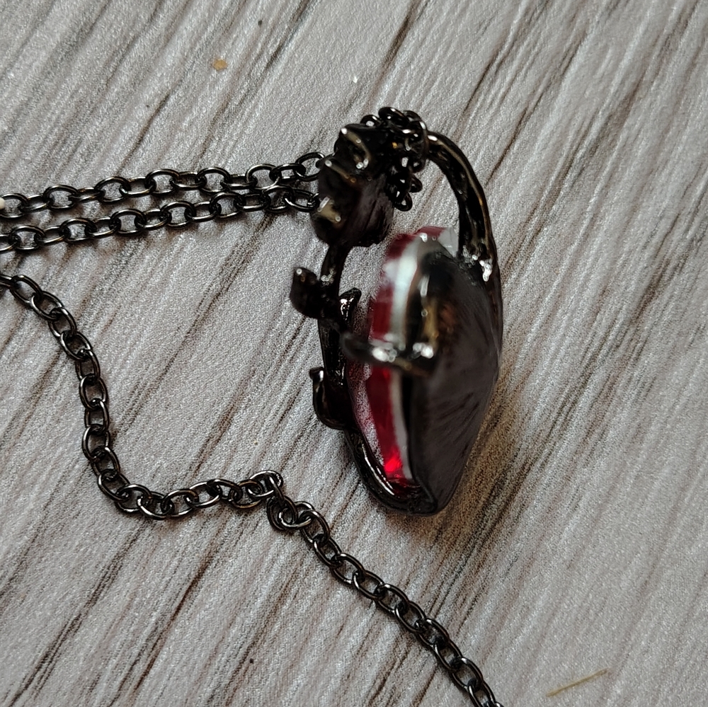 Rose necklace. - Picture 3 of 4